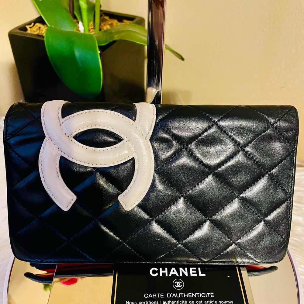CHANEL Black and White Quilted Wallet